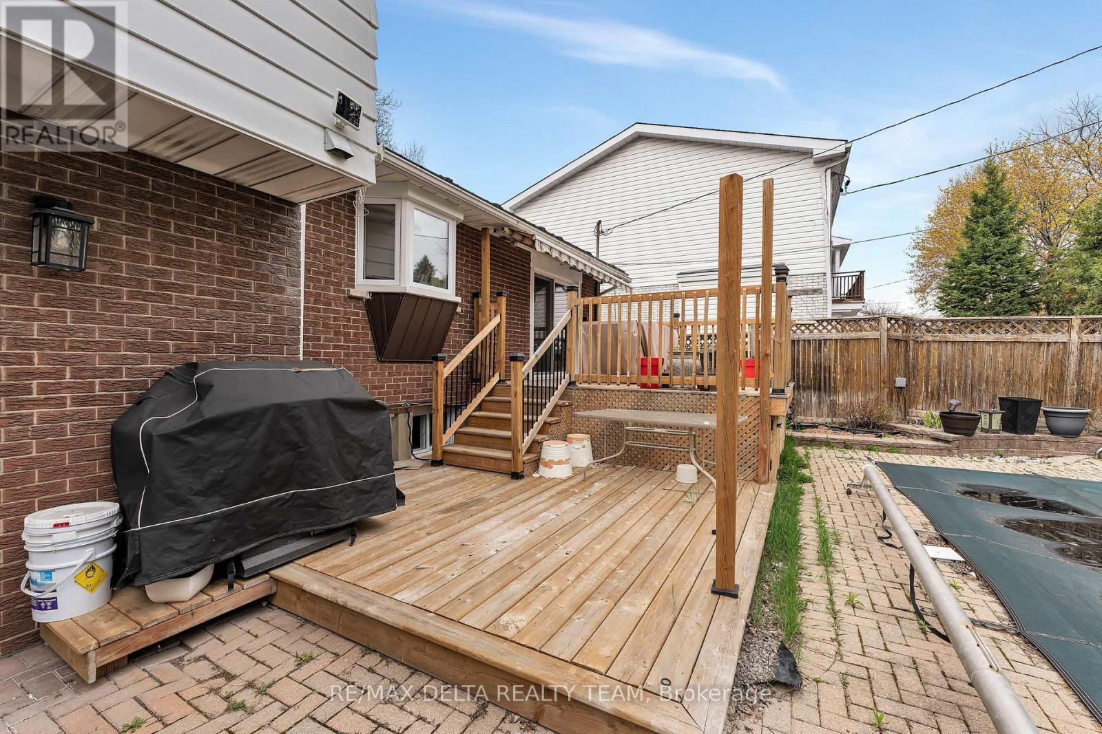 2350 Georgina Drive, Ottawa, ON