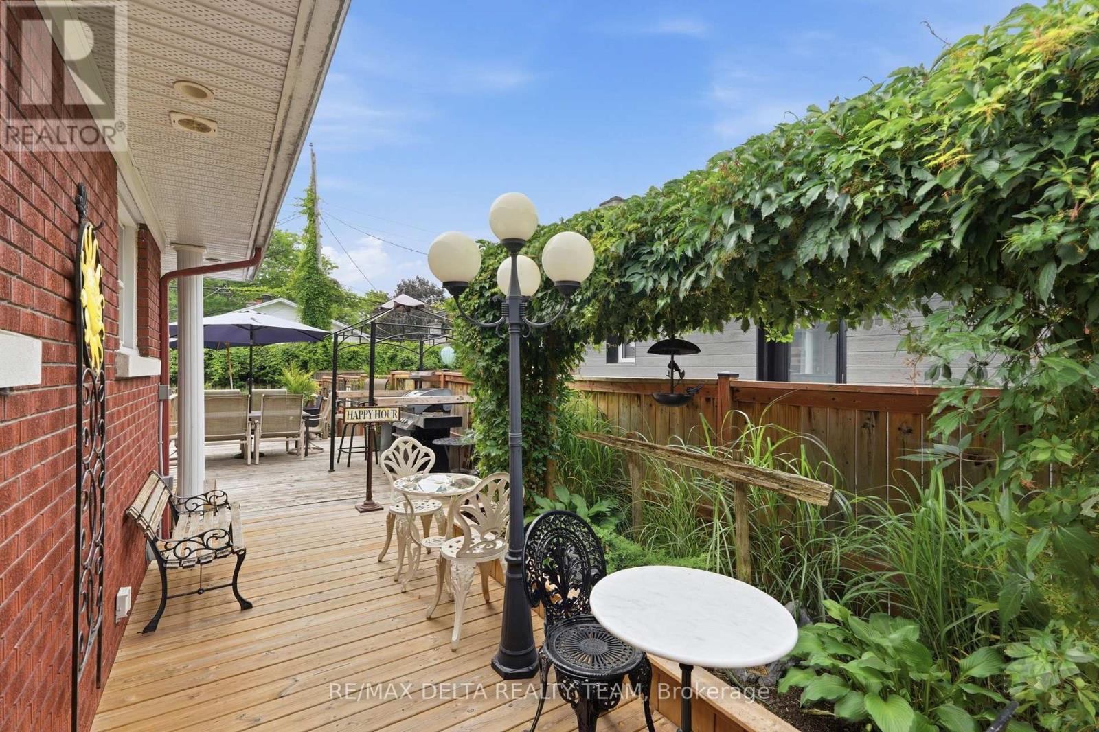 2162 Rushton Road, Ottawa, ON