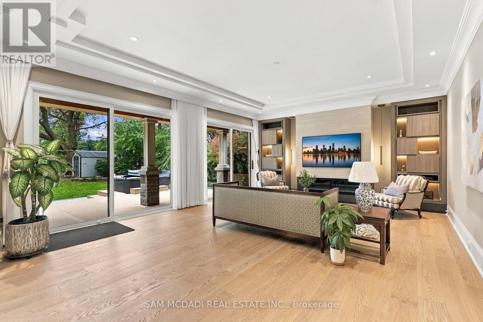 902 Parkland Avenue, Mississauga, ON