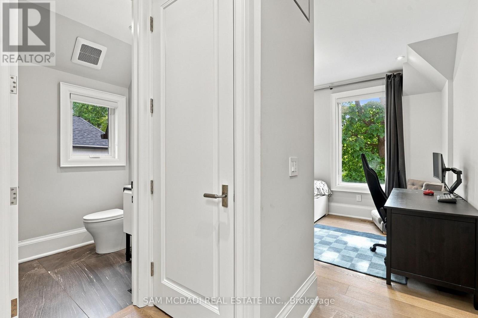 902 Parkland Avenue, Mississauga, ON