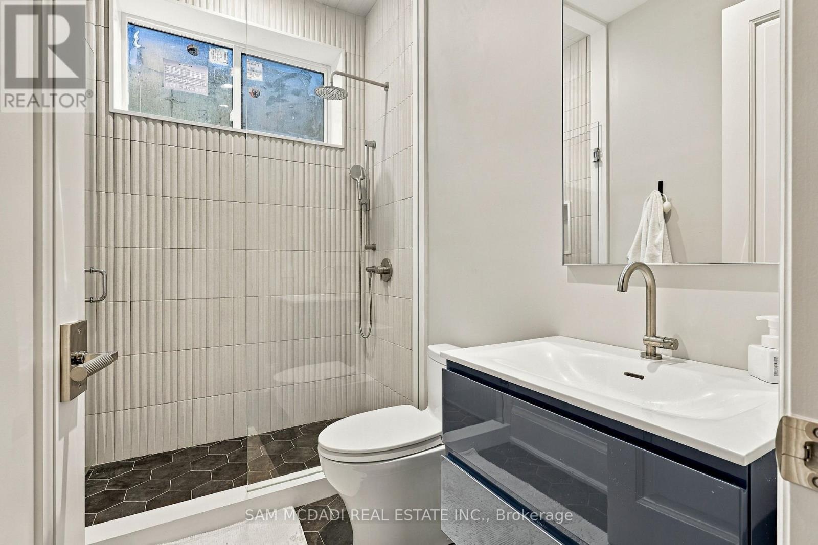 902 Parkland Avenue, Mississauga, ON
