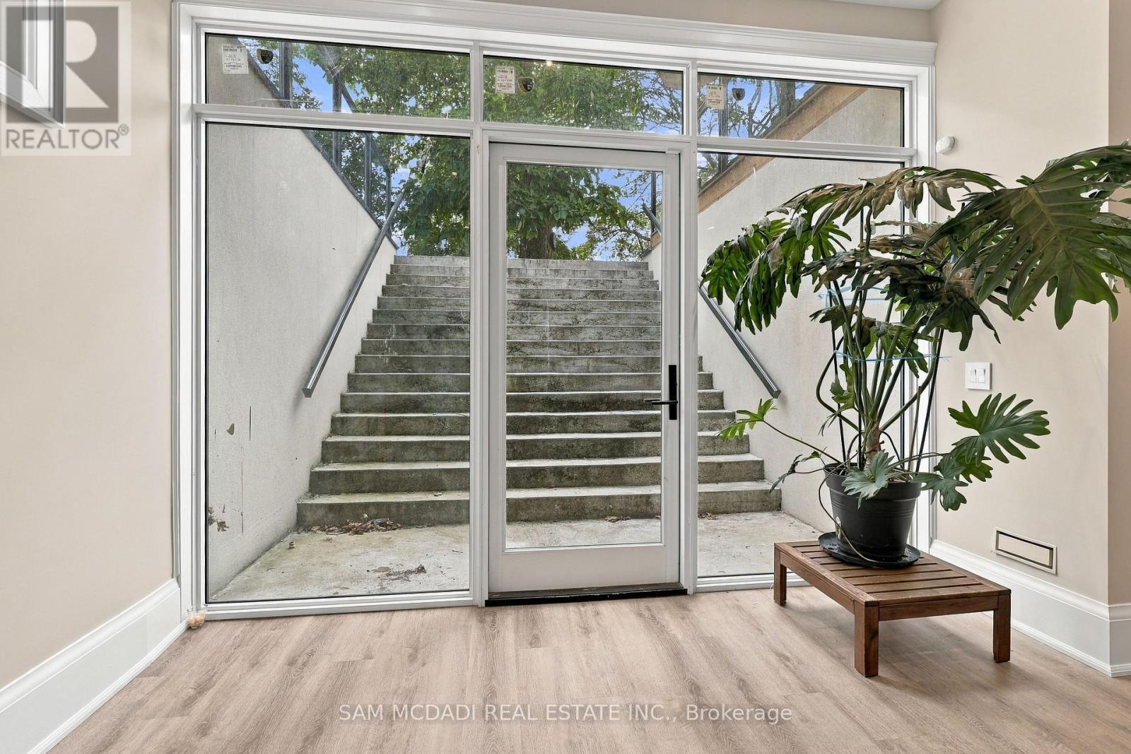 902 Parkland Avenue, Mississauga, ON