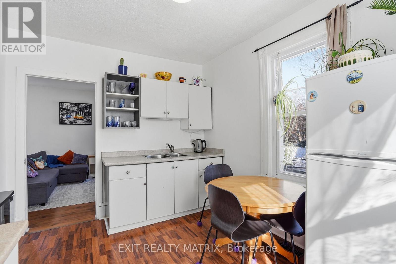 5505 Osgoode Main Street, Ottawa, ON