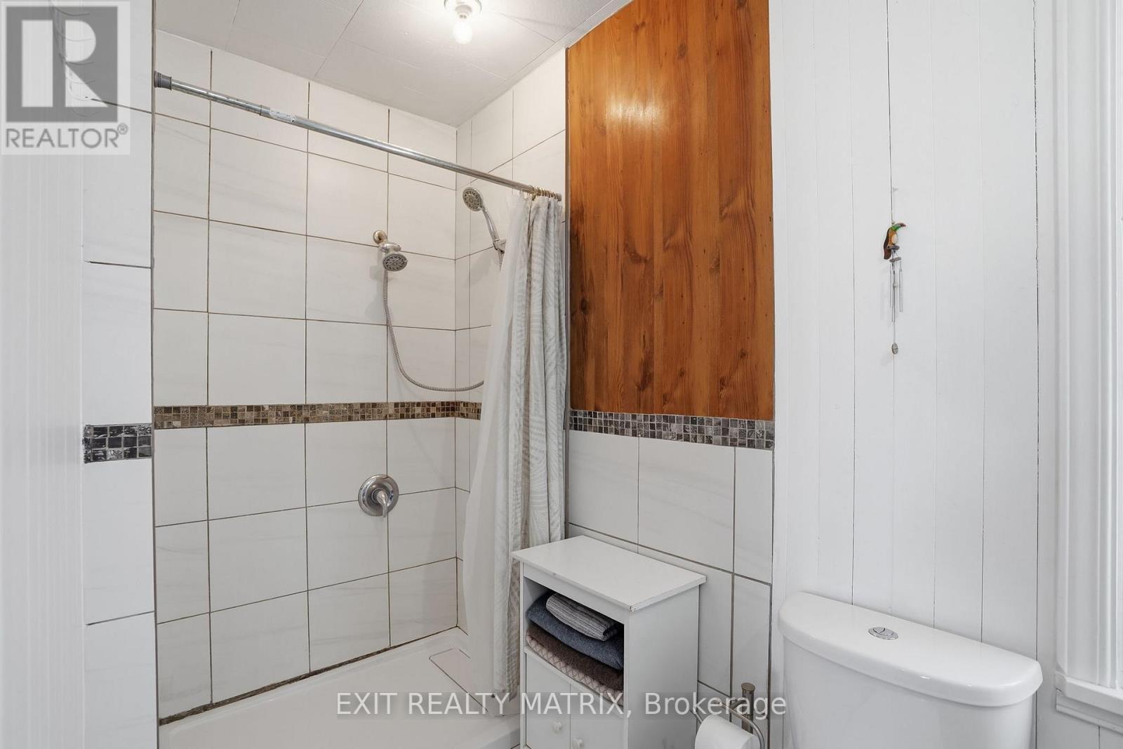 5505 Osgoode Main Street, Ottawa, ON