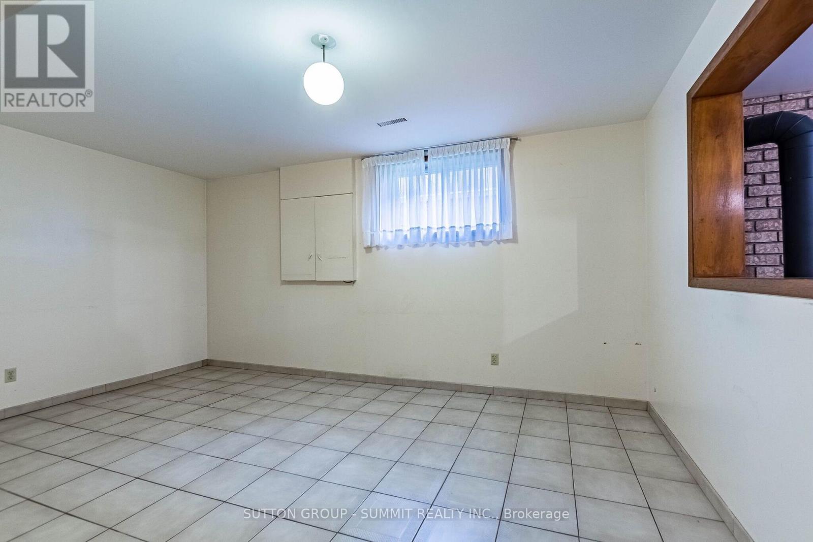 2477 Cliff Road, Mississauga, ON