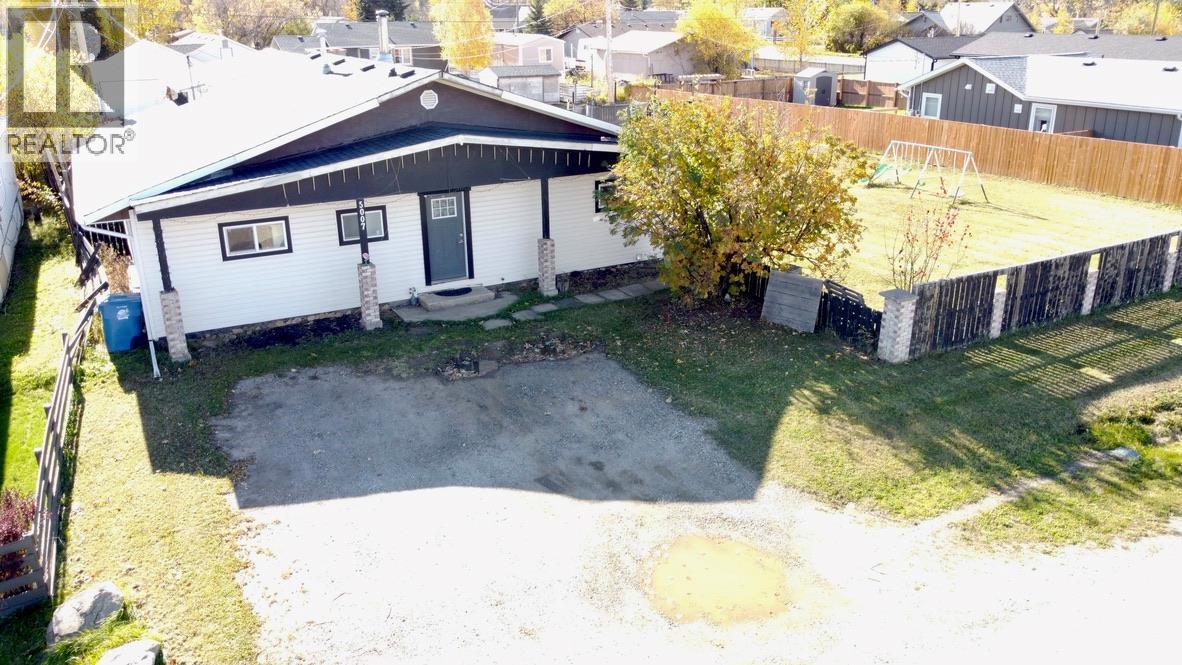 5007 48 Avenue, Pouce Coupe, BC