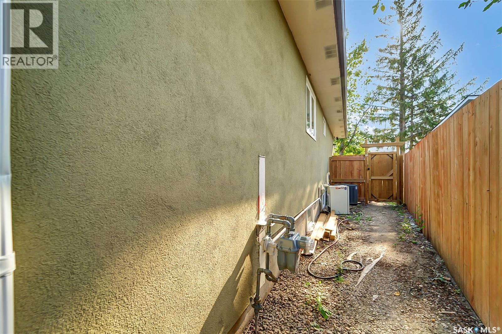 19 Barr Place, Saskatoon, SK