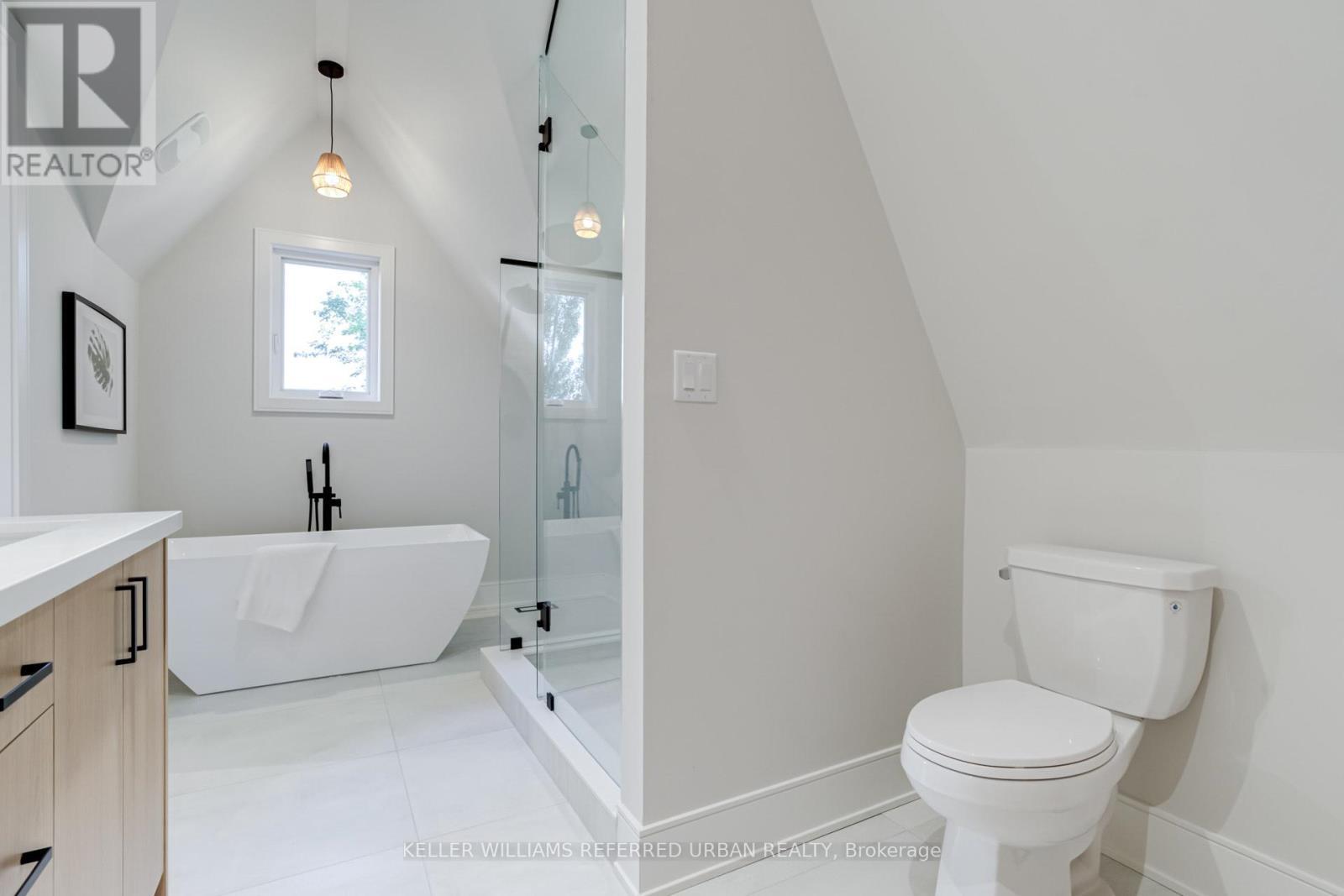 45 Benson Avenue, Mississauga, ON