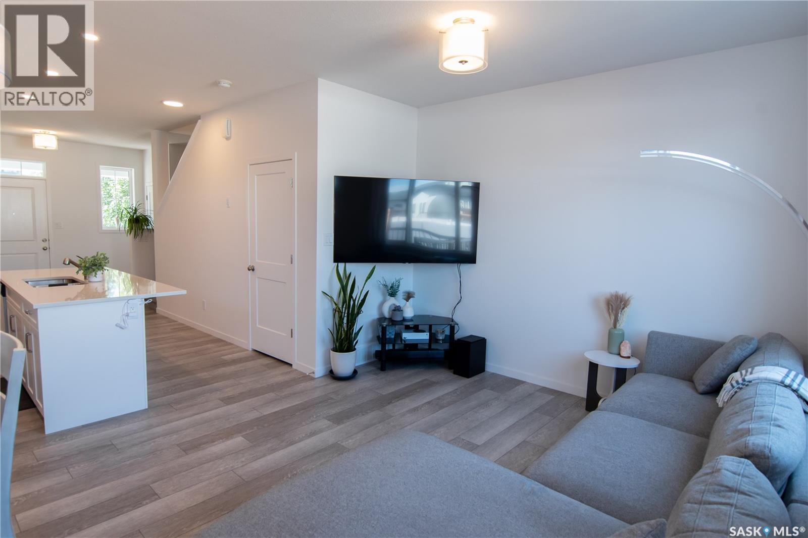 5148 Buckingham Drive E, Regina, SK