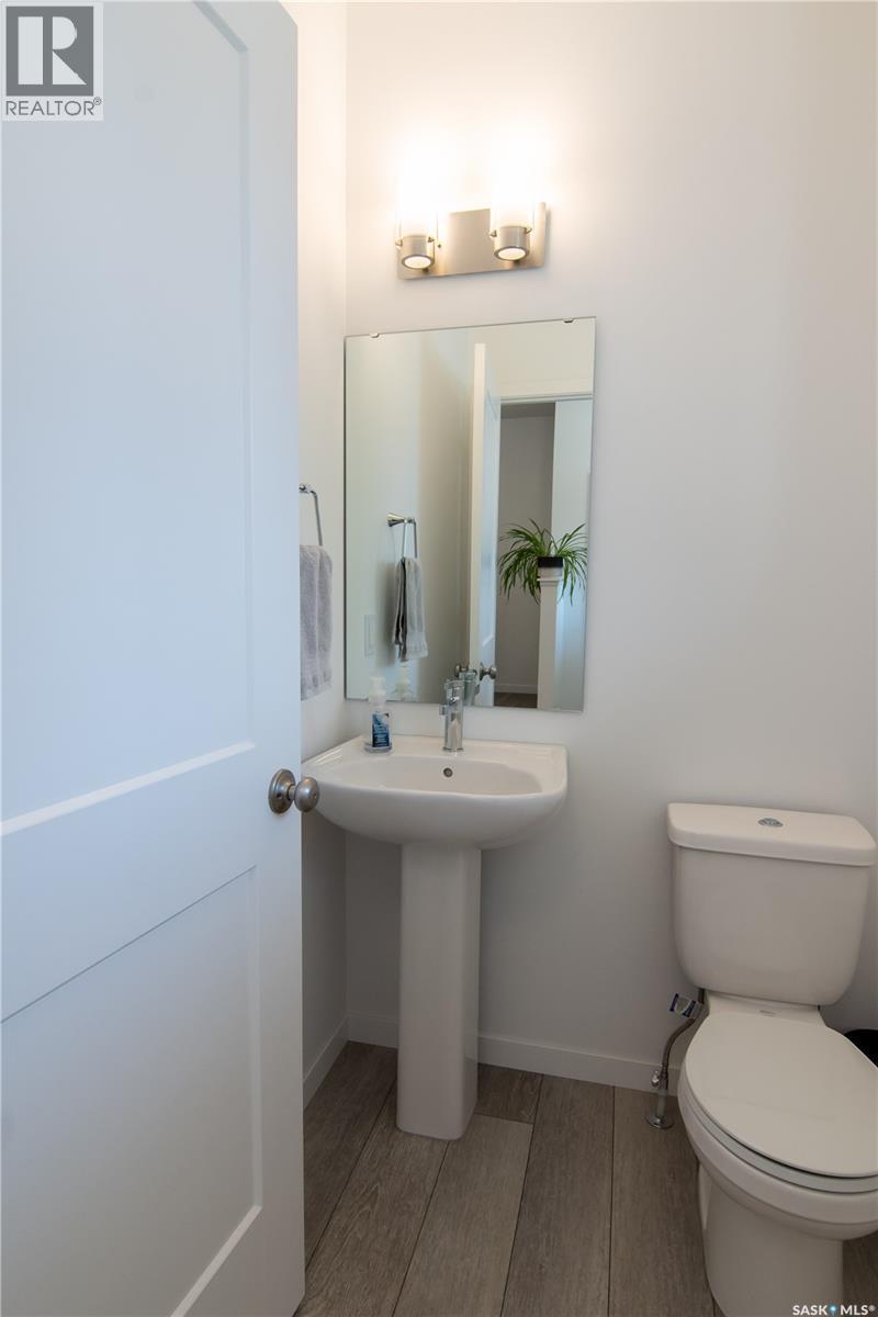 5148 Buckingham Drive E, Regina, SK