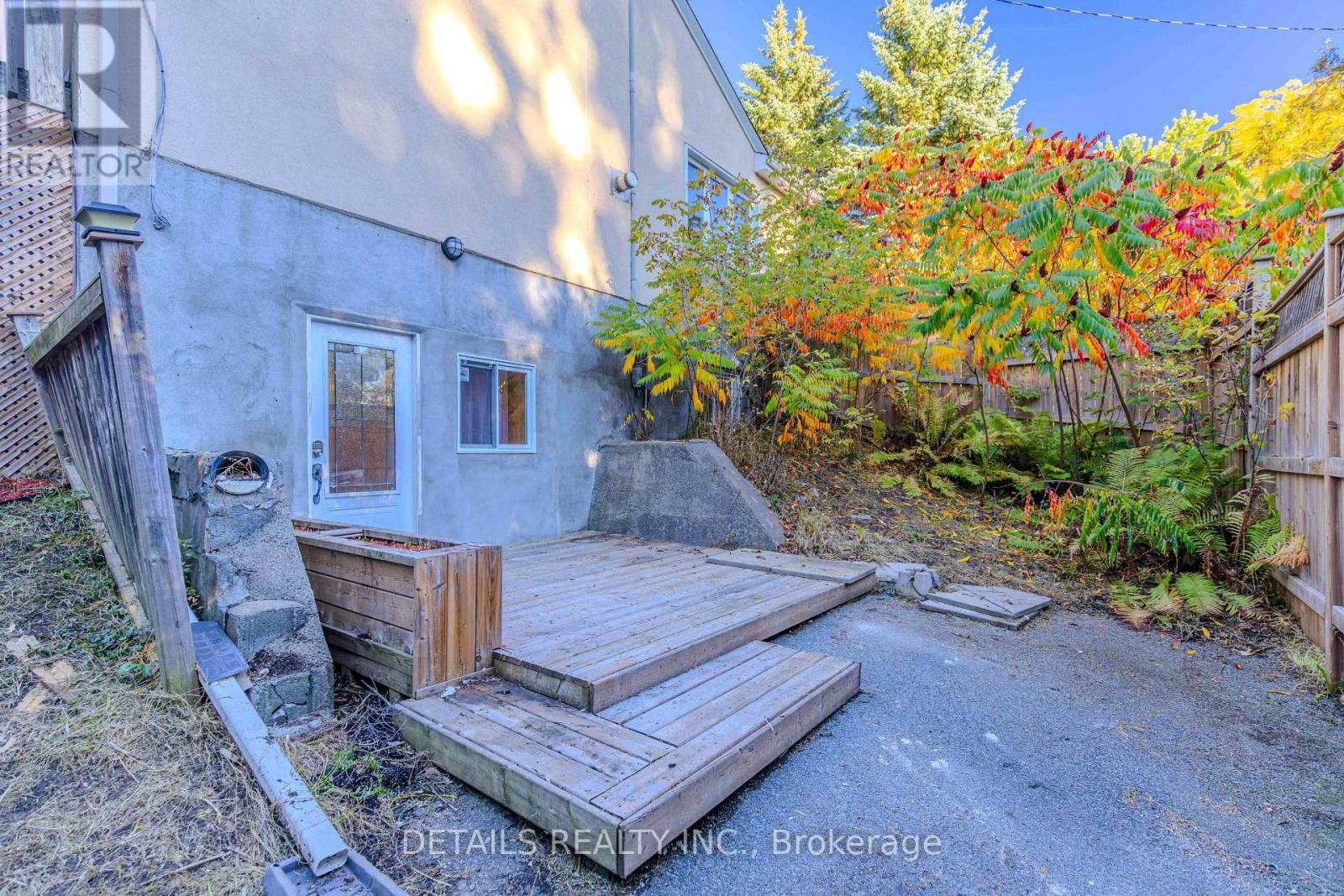 Side Yard - 3021 Richmond Road, Ottawa, ON