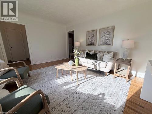 184 East 35Th Street, Hamilton, ON 