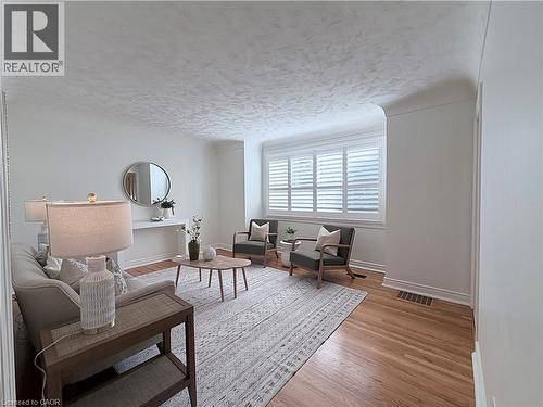 184 East 35Th Street, Hamilton, ON 
