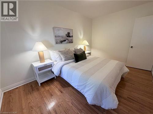 184 East 35Th Street, Hamilton, ON 