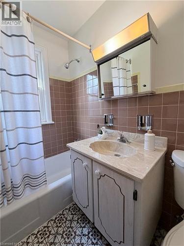 184 East 35Th Street, Hamilton, ON 