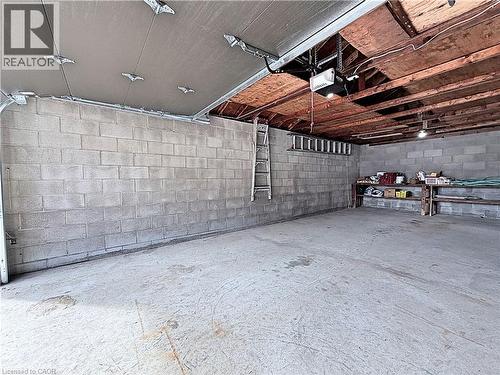 184 East 35Th Street, Hamilton, ON 