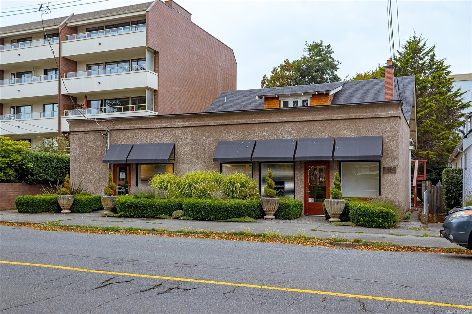 1161 Newport Ave, Oak Bay, BC