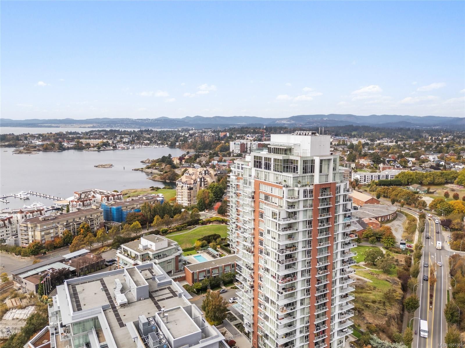 #501-83 Saghalie Rd, Victoria, BC