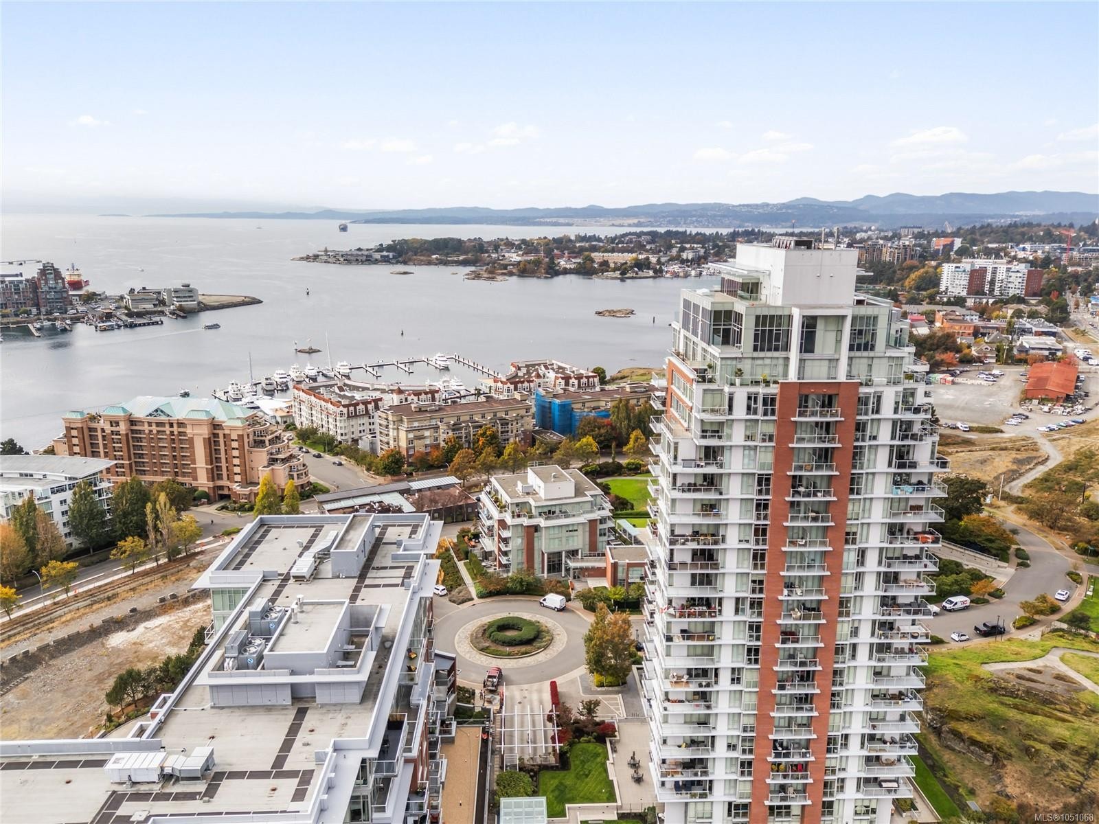 #501-83 Saghalie Rd, Victoria, BC