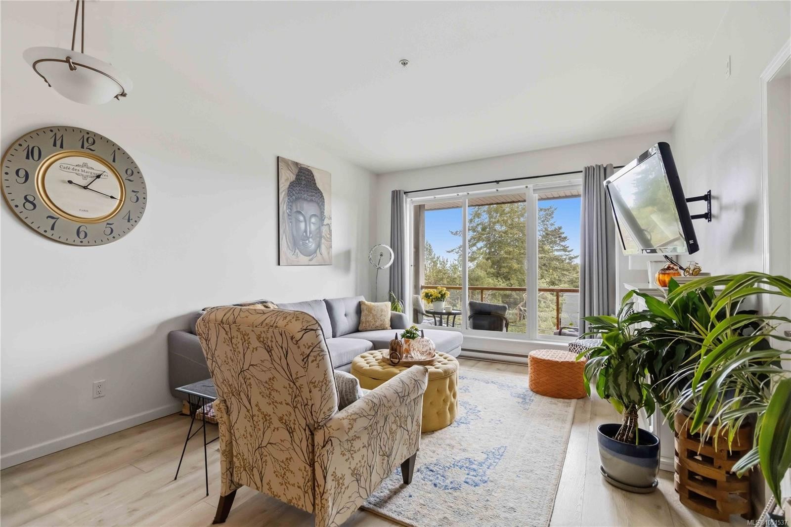 #308-1959 Polo Park Crt, Central Saanich, BC