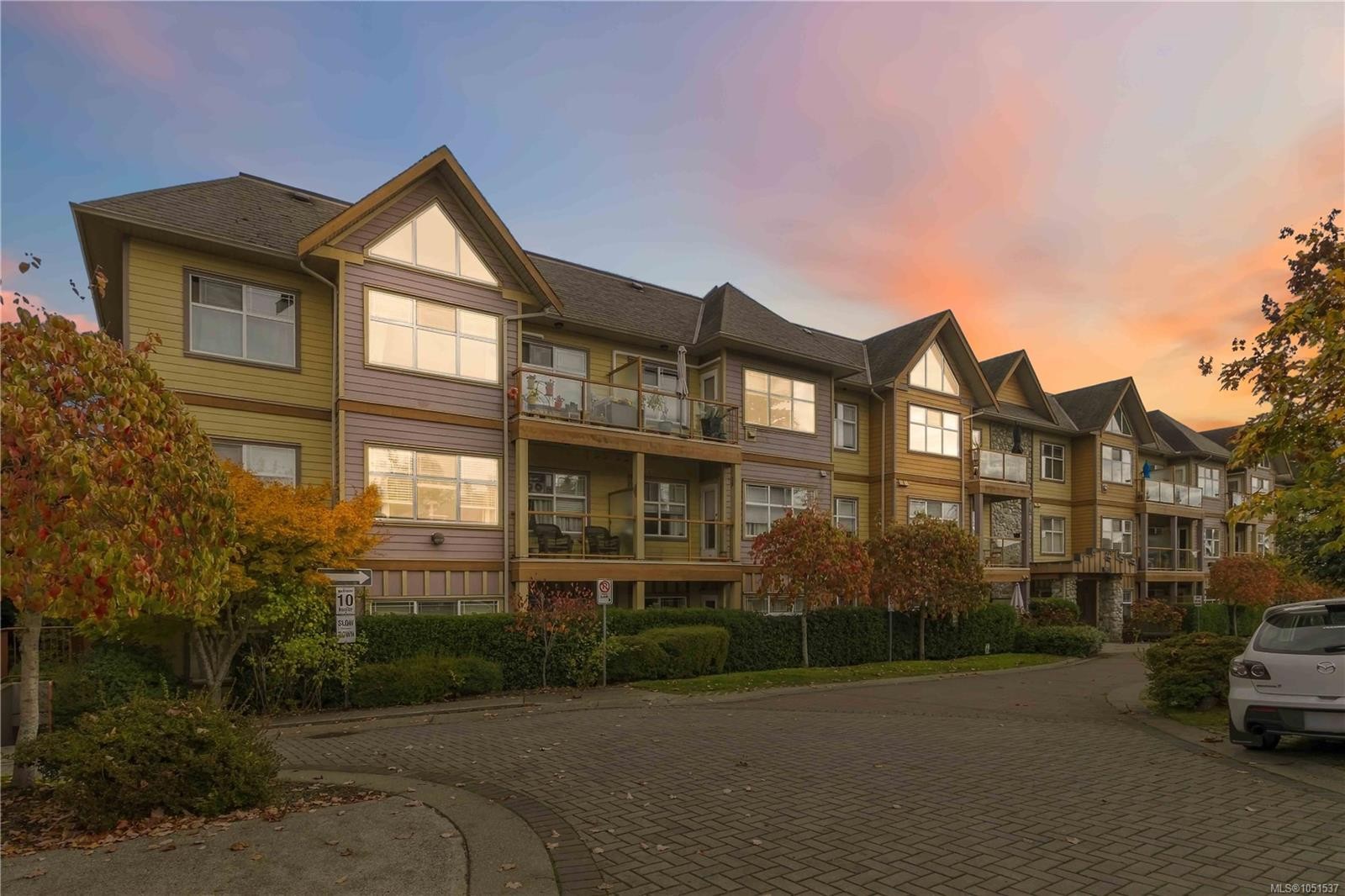 #308-1959 Polo Park Crt, Central Saanich, BC
