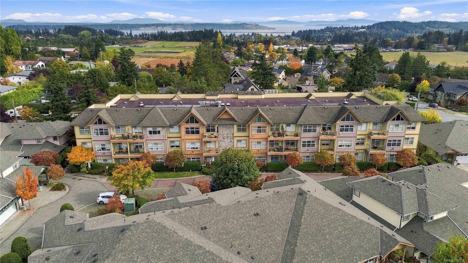 #308-1959 Polo Park Crt, Central Saanich, BC