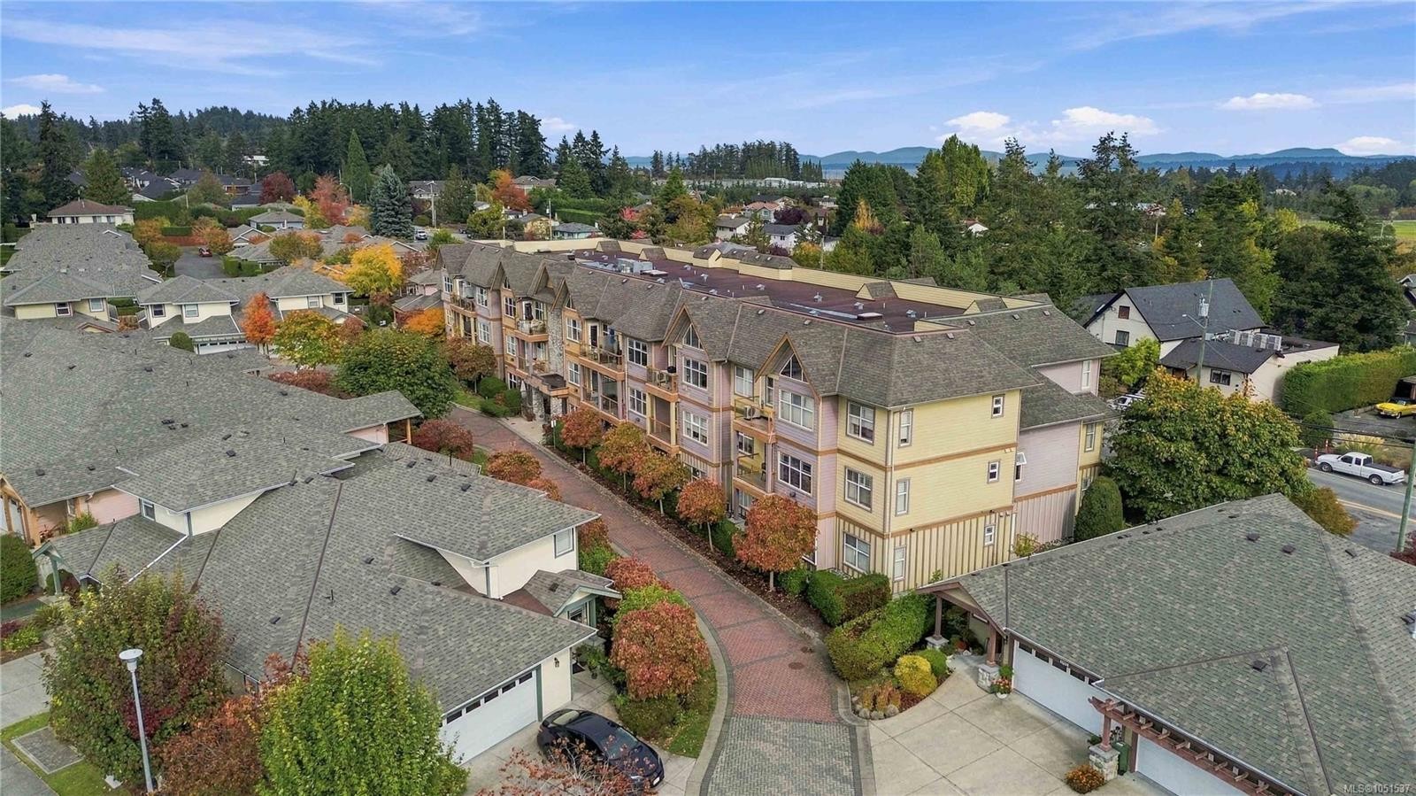 #308-1959 Polo Park Crt, Central Saanich, BC
