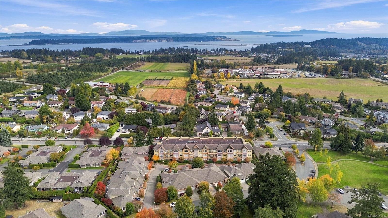#308-1959 Polo Park Crt, Central Saanich, BC