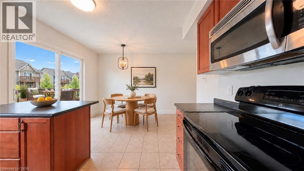 virtual staging - 250 Parkvale Drive, Kitchener, ON
