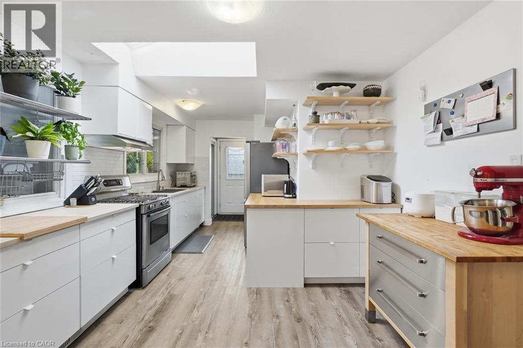 19 Ellingwood Avenue, Hamilton, ON