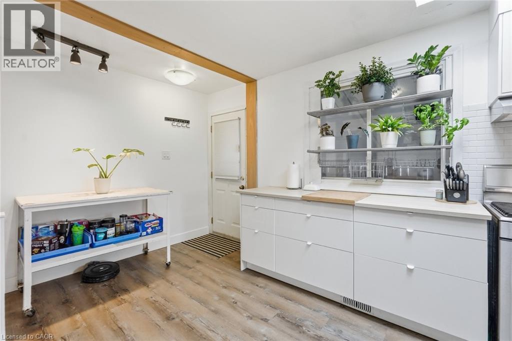 19 Ellingwood Avenue, Hamilton, ON
