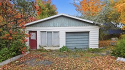 Garage -