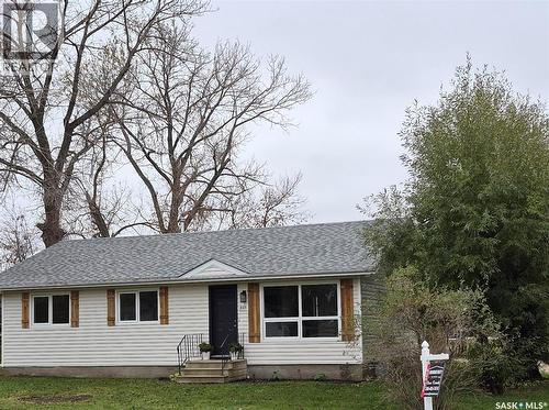 801 Prospect AVENUE  Oxbow, SK S0C 2B0