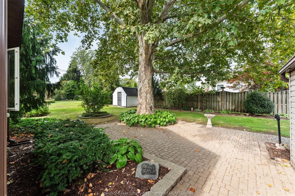 171 Maple, Lasalle, ON