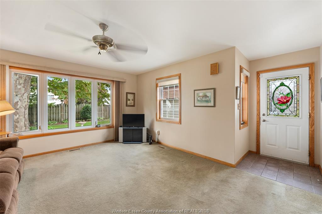 171 Maple, Lasalle, ON