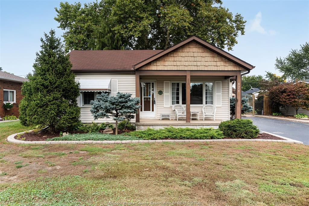 171 Maple, Lasalle, ON