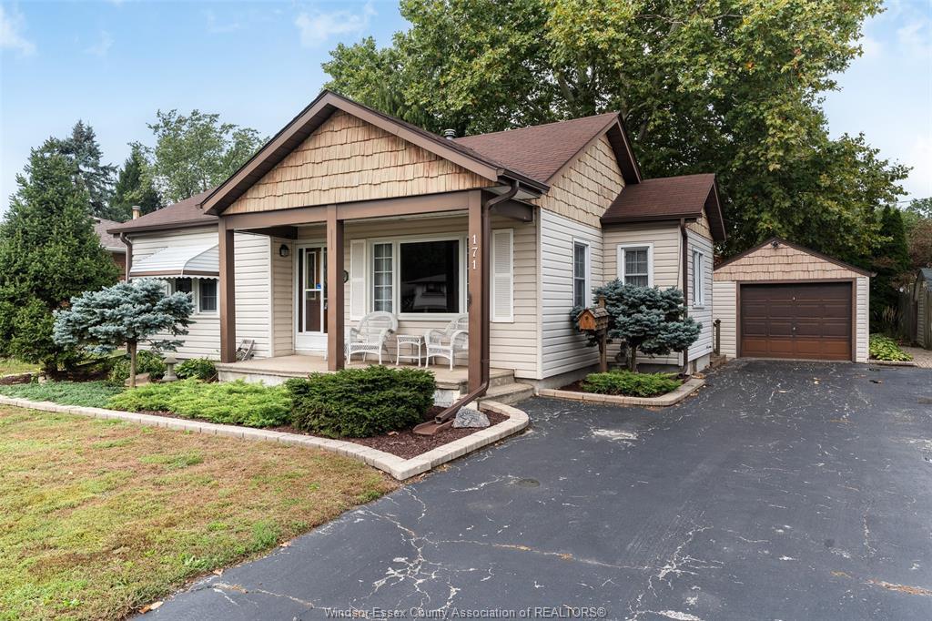171 Maple, Lasalle, ON