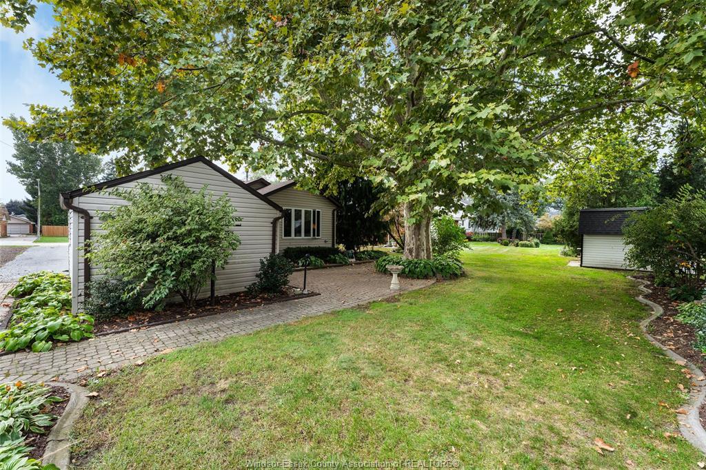 171 Maple, Lasalle, ON