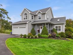 26 Vickilynn Lane Windsor Junction, NS B2T 0C4