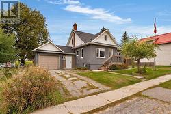1556 FLOS RD 4 W Springwater, ON L0L 2K0