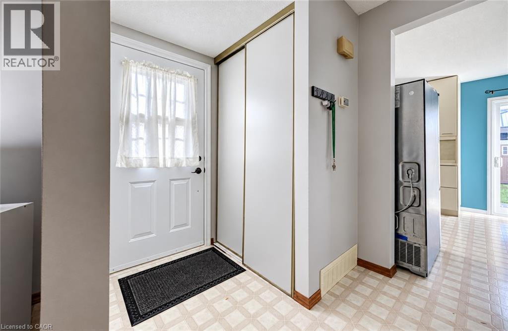 136 Sekura Crescent, Cambridge, ON