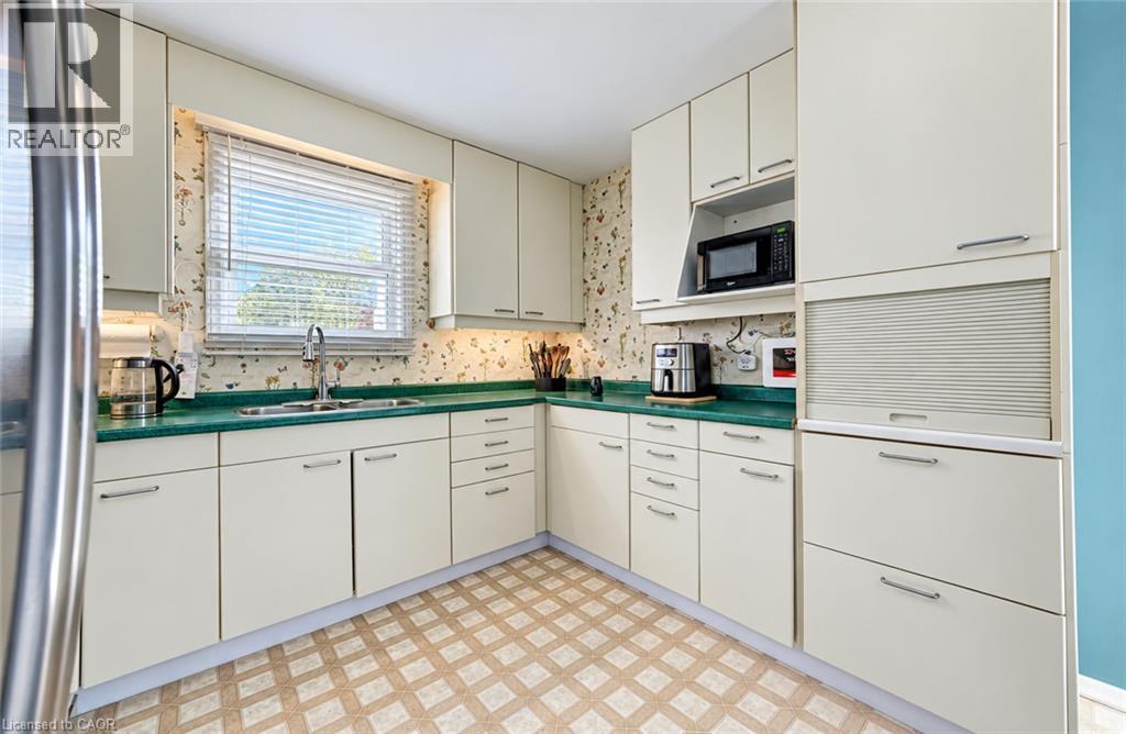 136 Sekura Crescent, Cambridge, ON