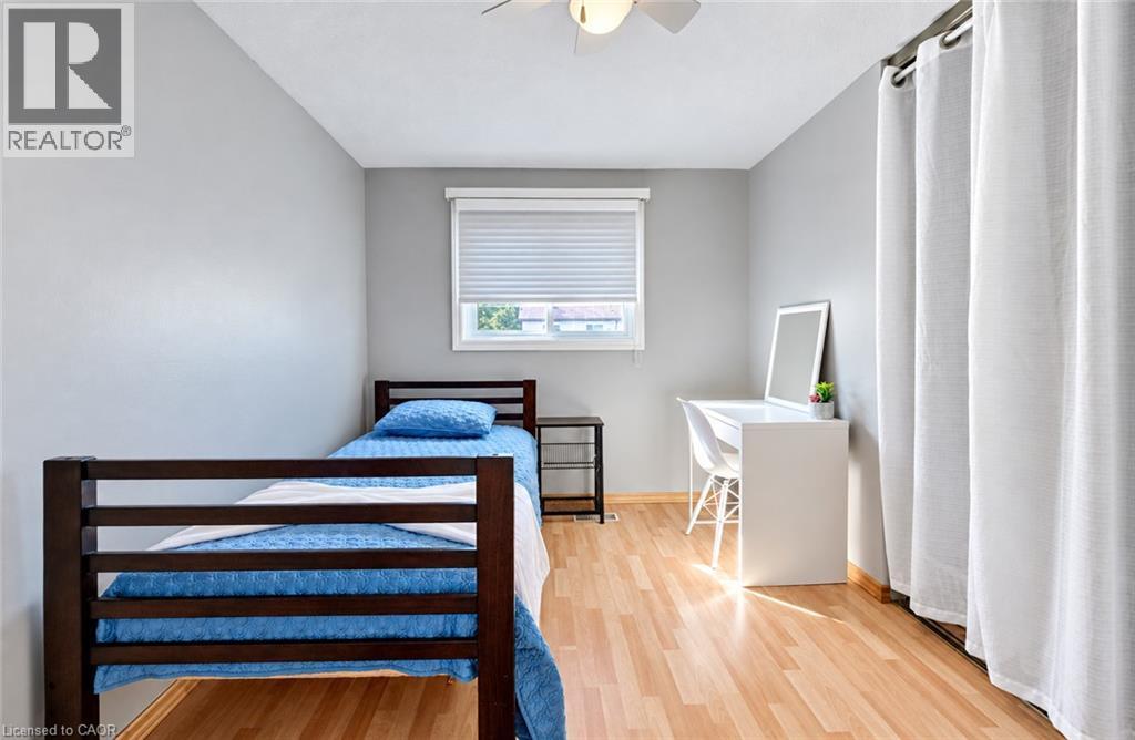 136 Sekura Crescent, Cambridge, ON