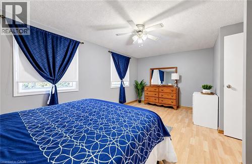 136 Sekura Crescent, Cambridge, ON 