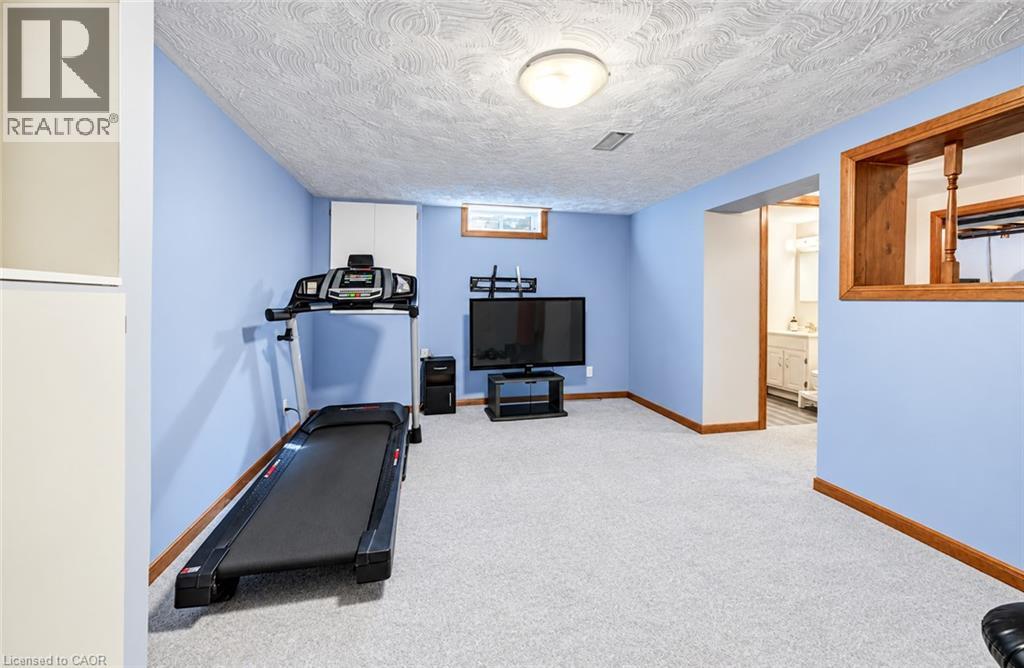 136 Sekura Crescent, Cambridge, ON