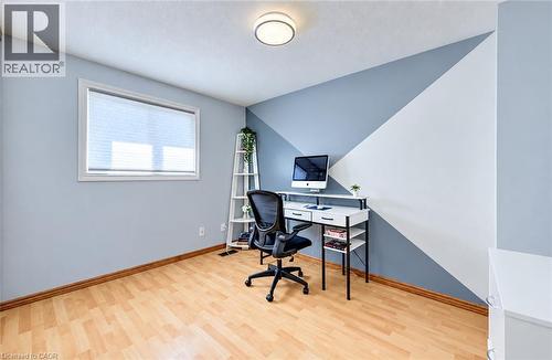 136 Sekura Crescent, Cambridge, ON 