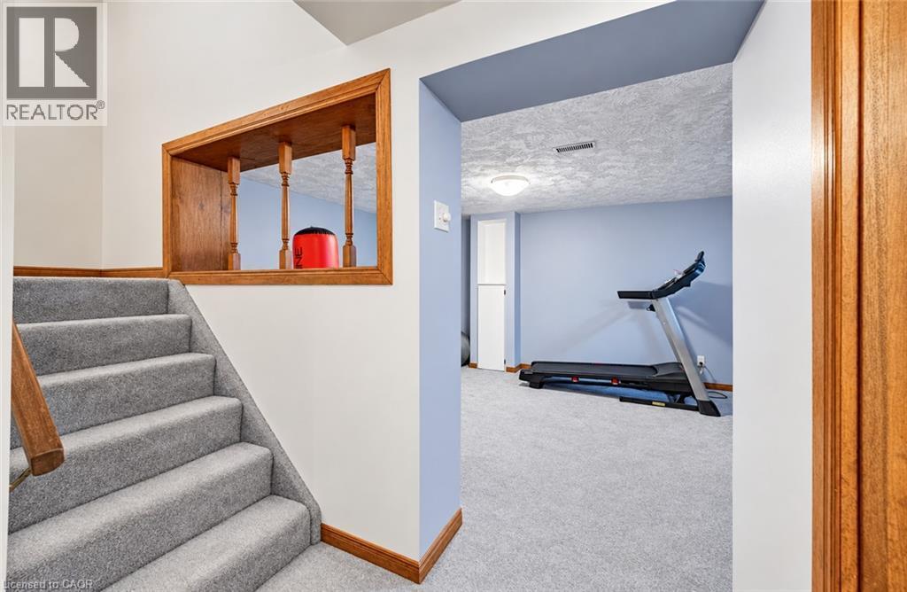 136 Sekura Crescent, Cambridge, ON