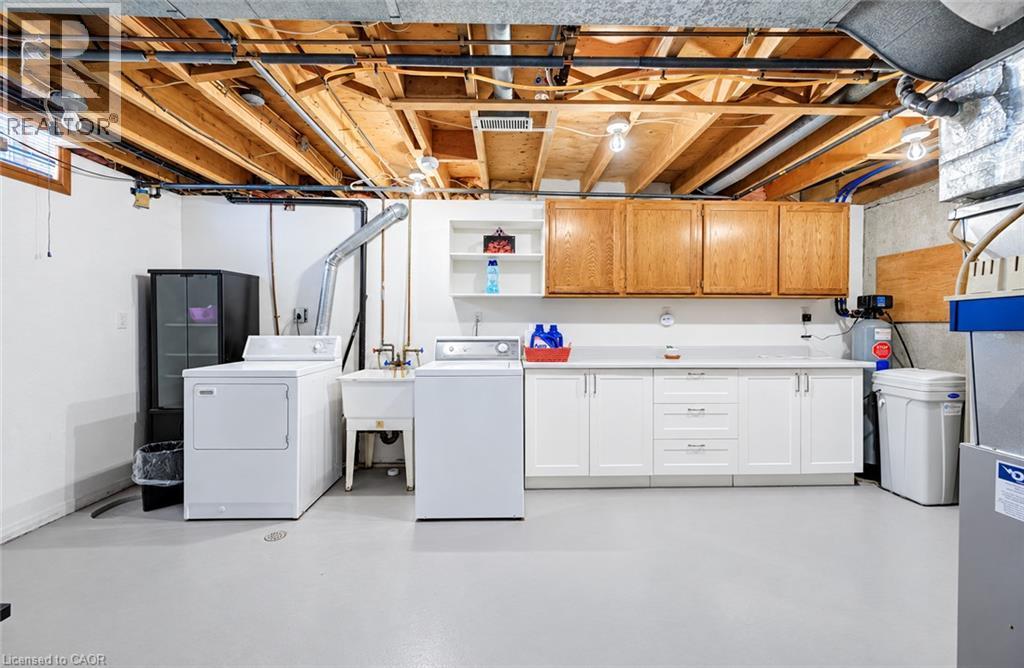 136 Sekura Crescent, Cambridge, ON