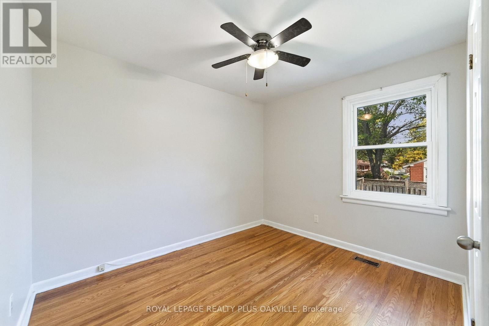 19 Endfield Avenue, Hamilton, ON