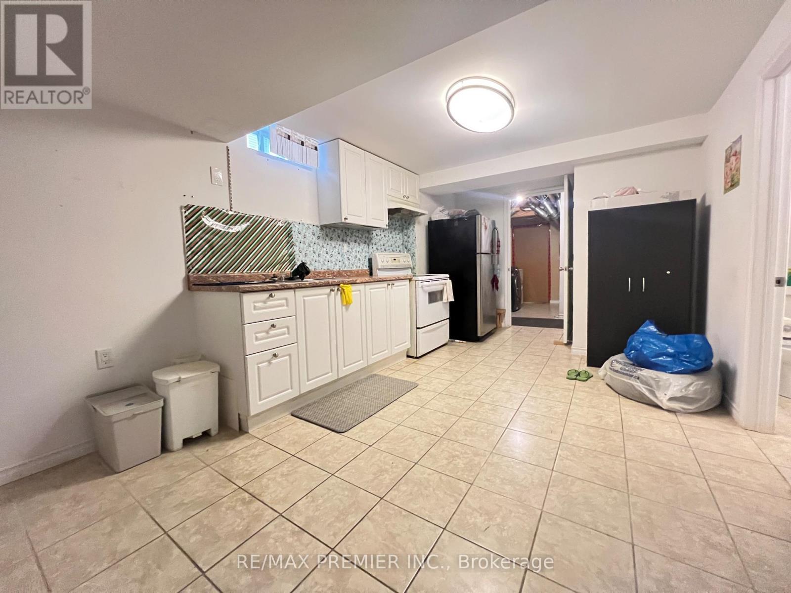 371 Krotone Crescent, Mississauga, ON